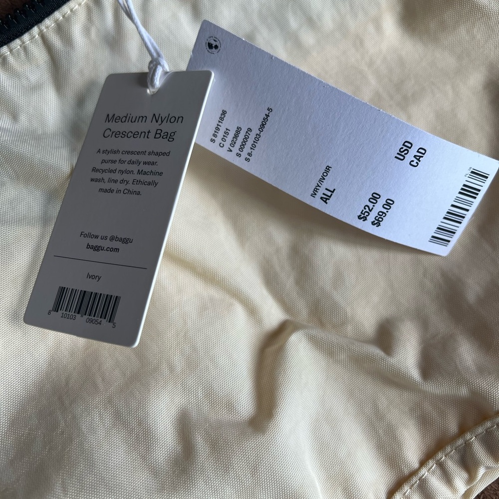 NTW BAGGU Discontinued Medium Nylon Crescent Ivory - Picture 6 of 7
